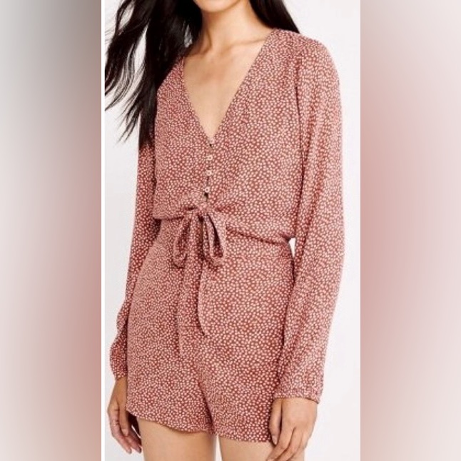 Nwt Abercrombie And Fitch Romper Tie Front Size Medium Petite